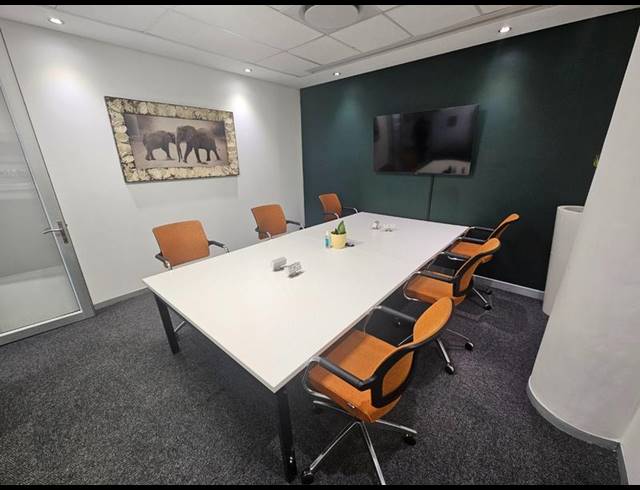 BUSINESS PROPERTY TO RENT IN MENLYN